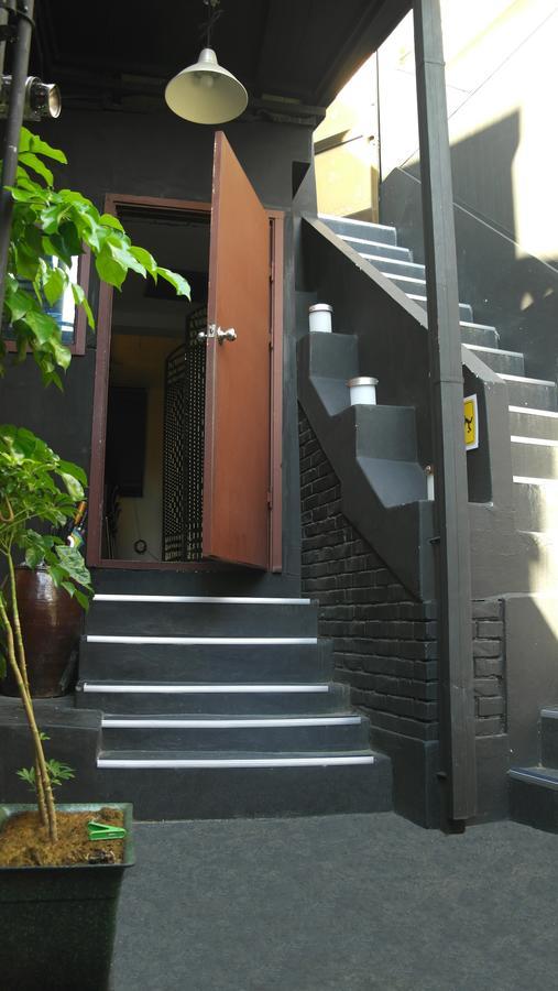 Fnstay Muslim Friendly Guesthouse Seul Dış mekan fotoğraf